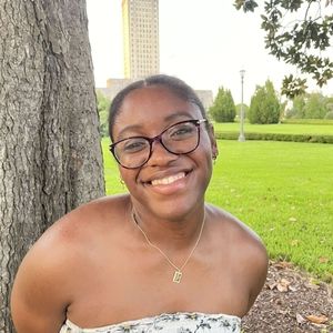 Meet your Posher, Shayla